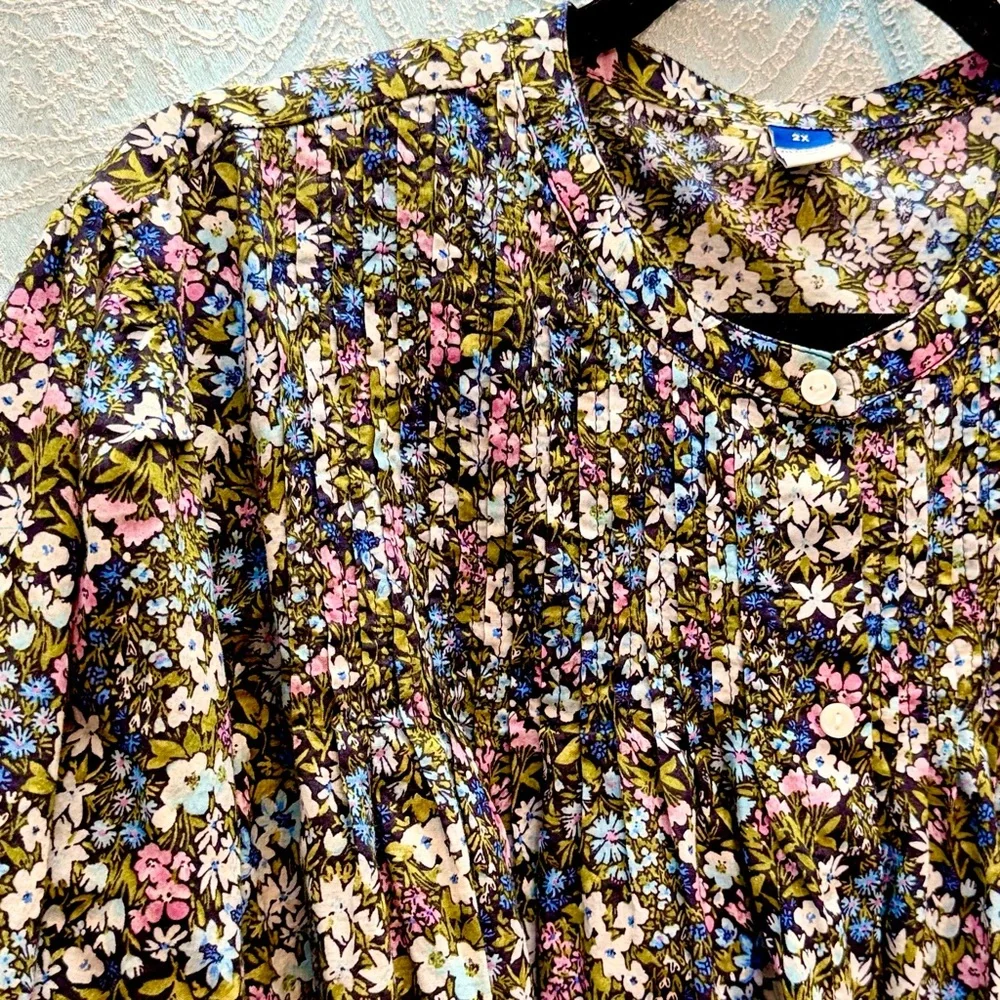Old Navy Floral Cotton Pintuck Blouse Sz 2X - Picture 4 of 9